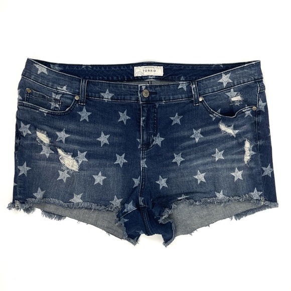 Torrid STAR Print Jean Denim Shorts size 22 - Picture 1 of 13
